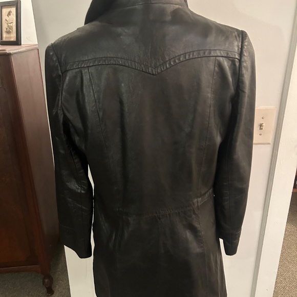 60’s ladies black leather car coat - Picture 2 of 4